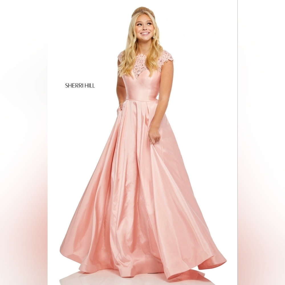 NWT Sherri Hill 52487